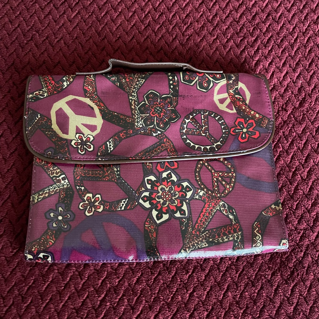 Mudd Peace Tablet Case